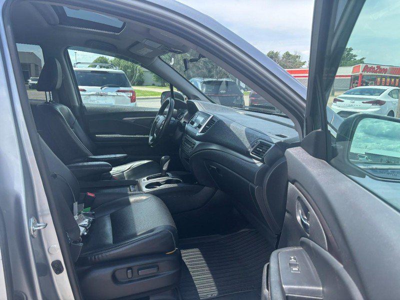 Used 2019 Honda Ridgeline RTL image 11