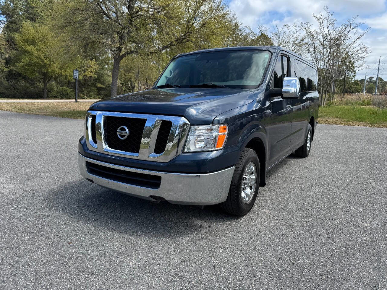 Used 2016 Nissan NV 3500 SV w/ SV Technology Package image 30