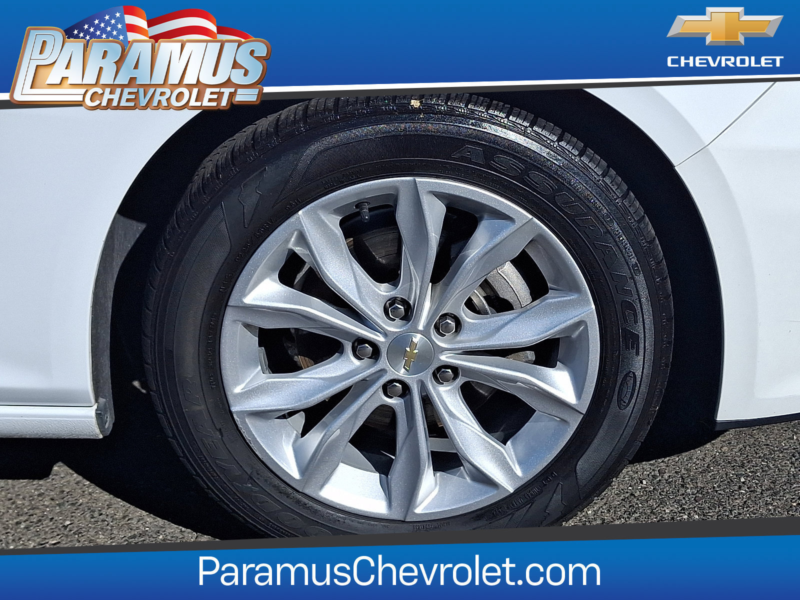 Used 2025 Chevrolet Malibu LT FWD image 8