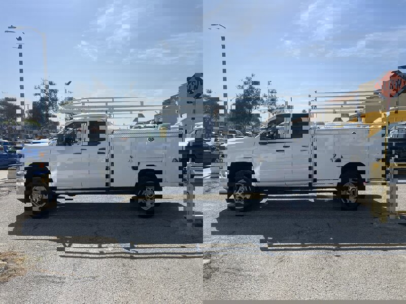 Used 2016 Chevrolet Silverado 2500 W/T w/ WT Convenience Package image 4