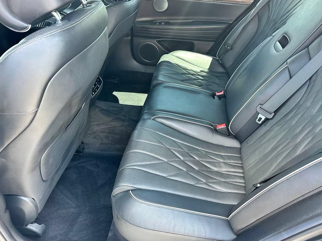 Used 2021 Genesis G80 3.5T RWD image 7