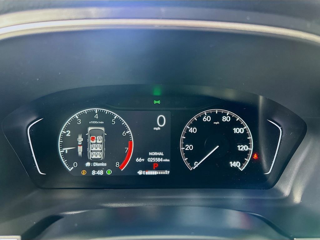 Used 2025 Honda Pilot Sport image 25