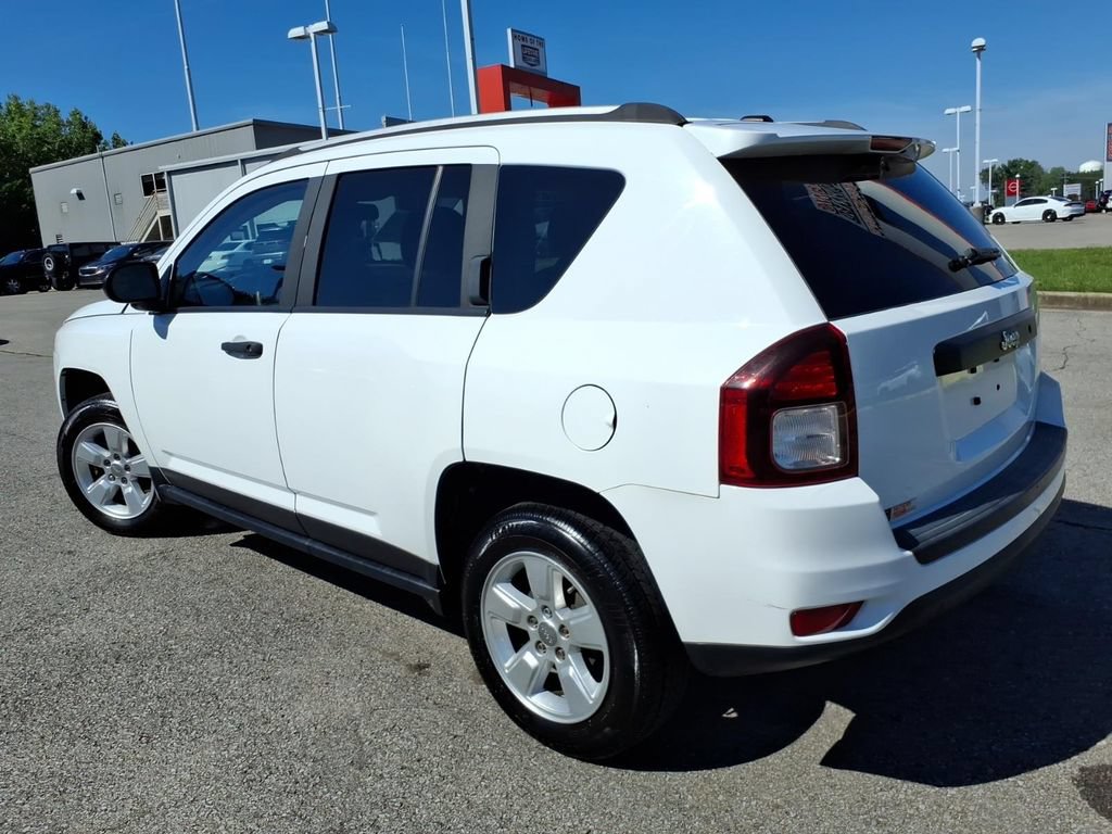 Used 2016 Jeep Compass Sport FWD image 14