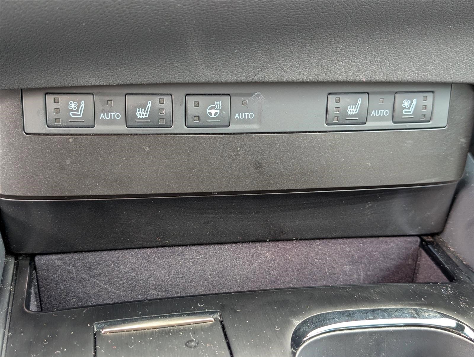 Certified 2025 Lexus ES 350 w/ Premium Package image 25