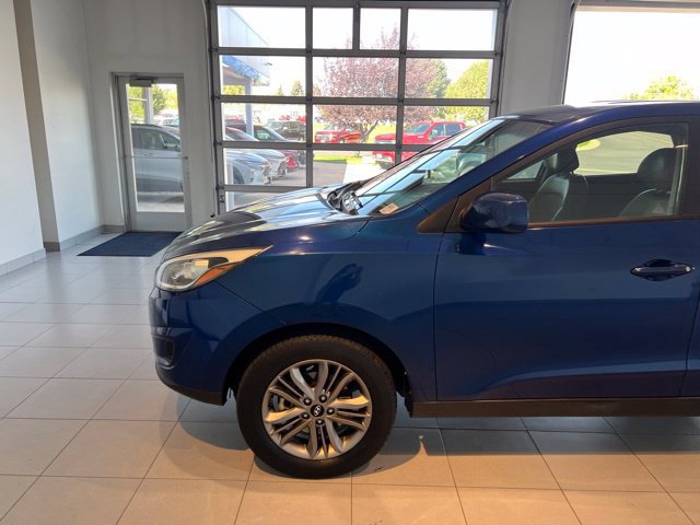 Used 2015 Hyundai Tucson GLS w/ Option Group 02 AWD/4WD image 5