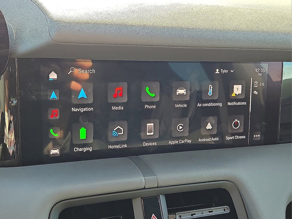 Used 2022 Porsche Taycan 4 Cross Turismo image 26