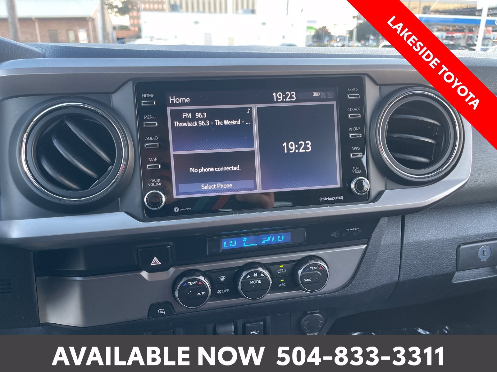 Used 2022 Toyota Tacoma SR5 RWD image 31