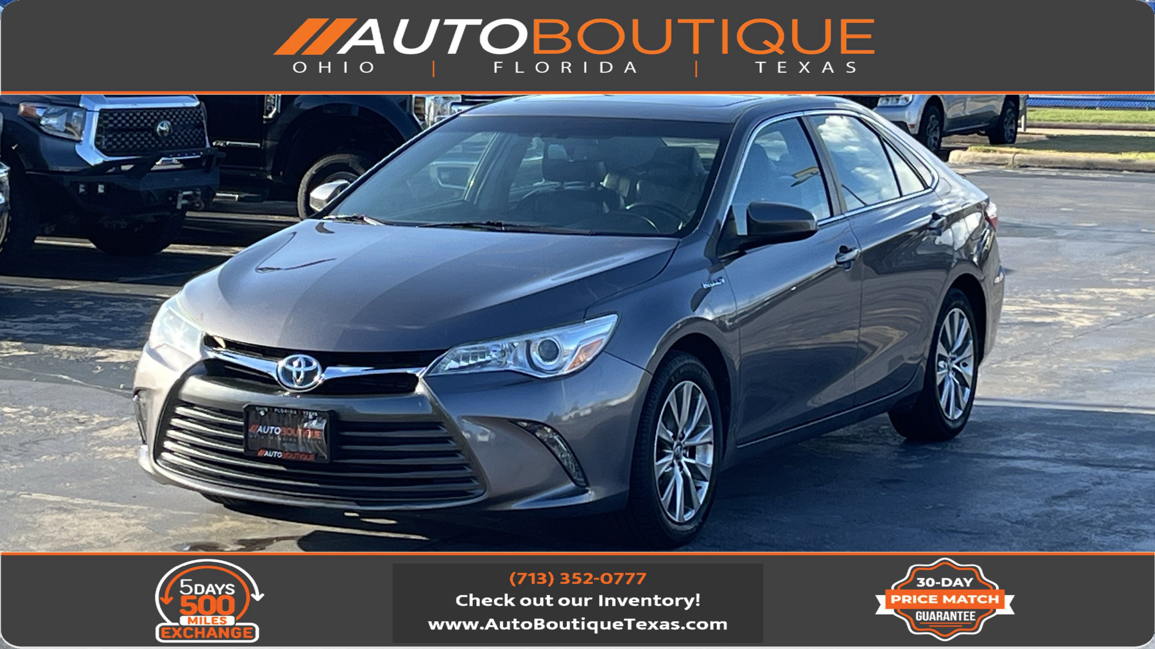 Used 2017 Toyota Camry XLE w/ Moonroof Package FWD image 1