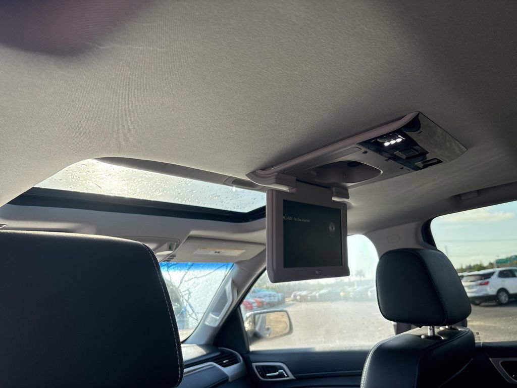 Used 2016 GMC Yukon Denali w/ Open Road Package image 12