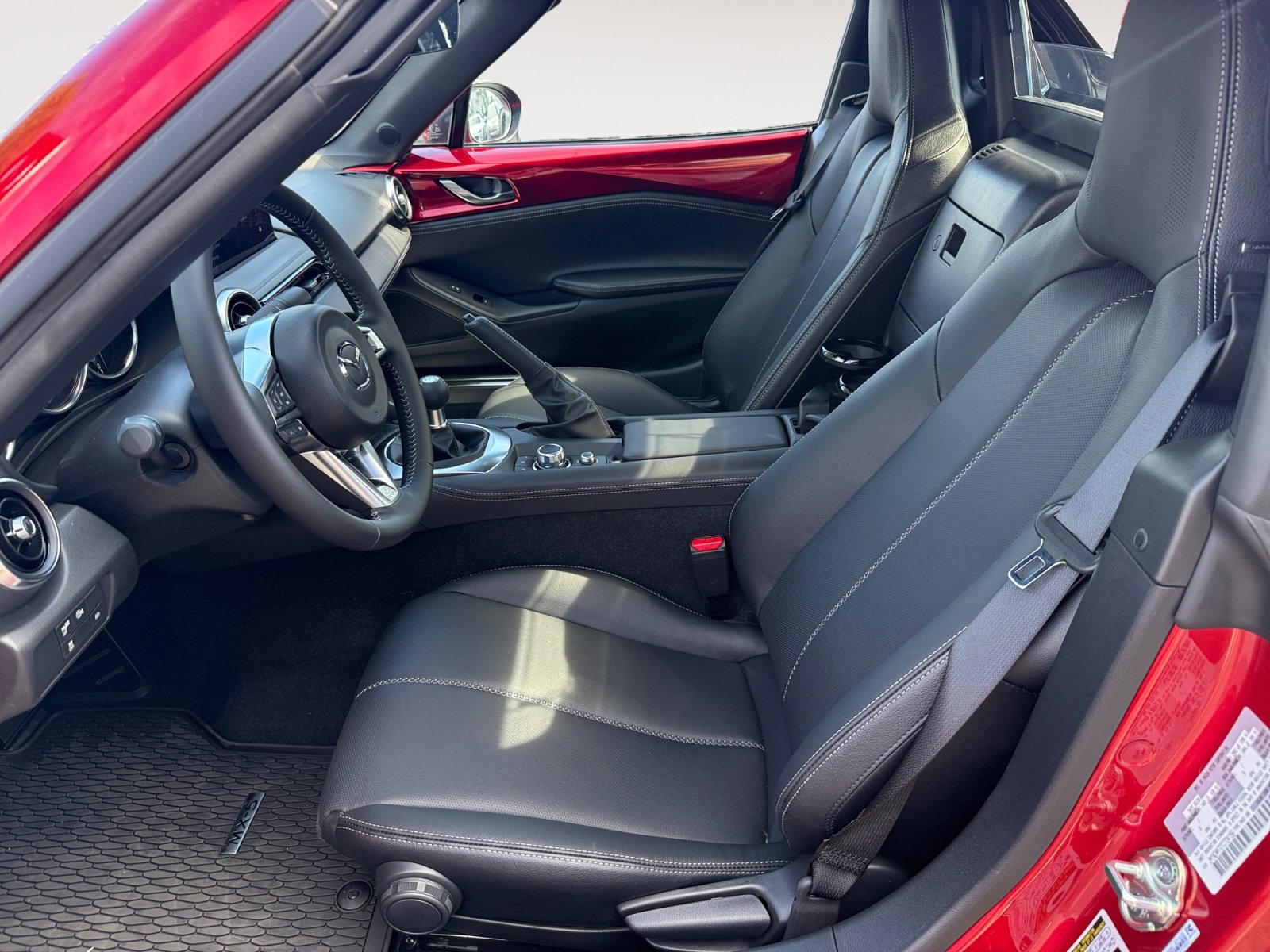 New 2026 MAZDA MX-5 Miata RF Grand Touring w/ Weather Package RWD image 10