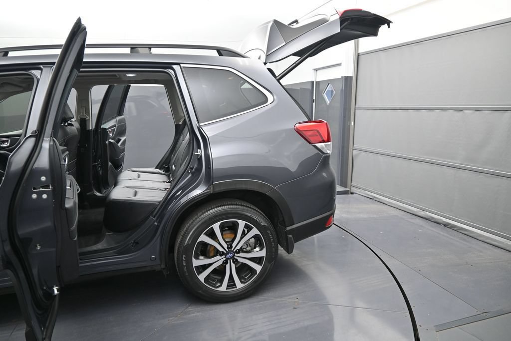 Used 2021 Subaru Forester Limited AWD/4WD image 12