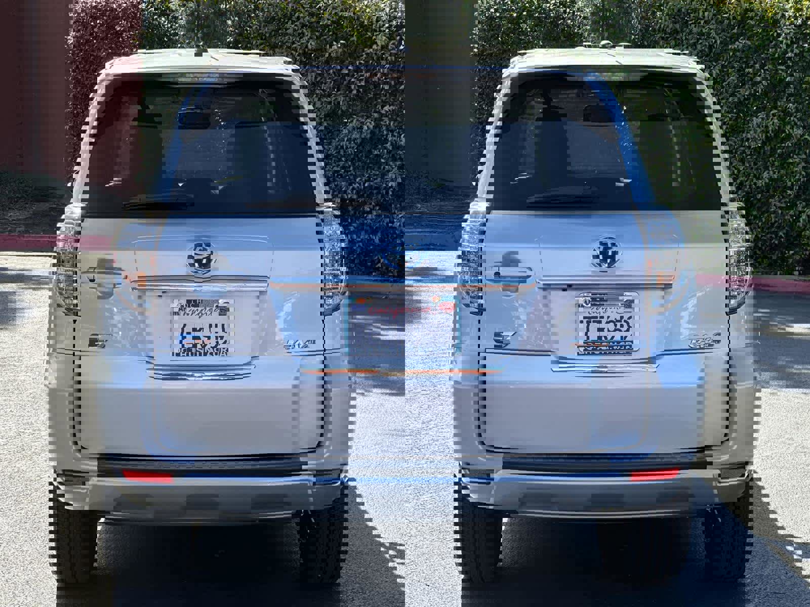 Used 2014 Toyota RAV4 EV image 5