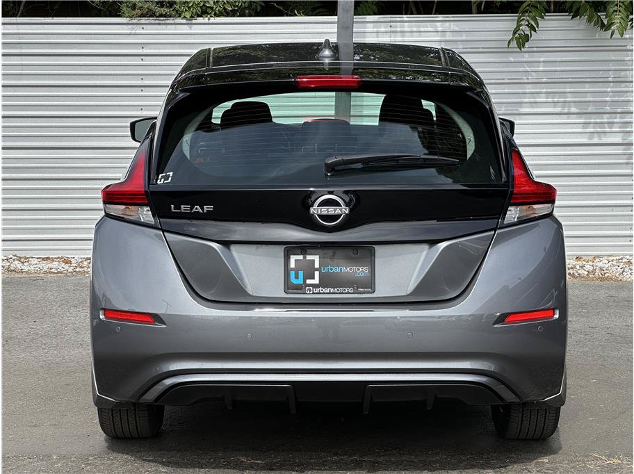 Used 2025 Nissan Leaf S FWD image 11