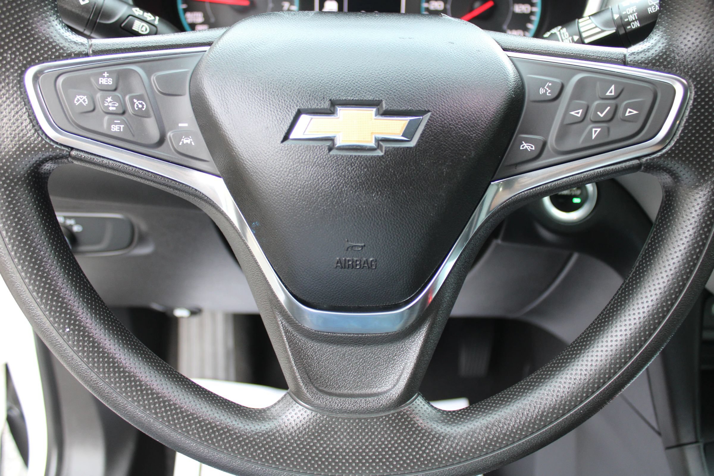 Used 2021 Chevrolet Equinox LS FWD image 17