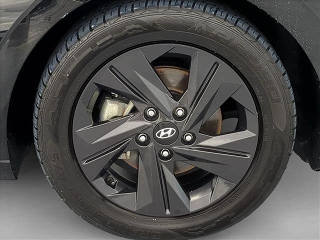 Used 2022 Hyundai Elantra SEL FWD image 20