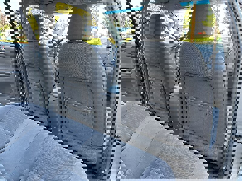 Used 2005 Toyota Camry LE image 33