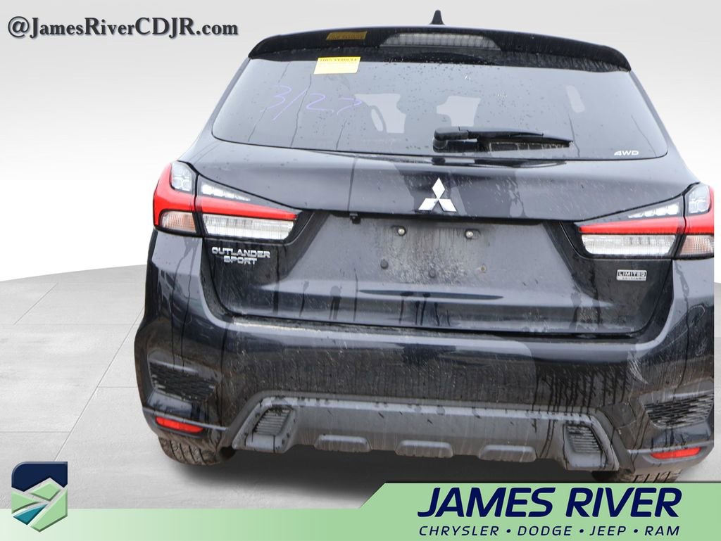 Used 2025 Mitsubishi Outlander Sport LE AWD/4WD image 13