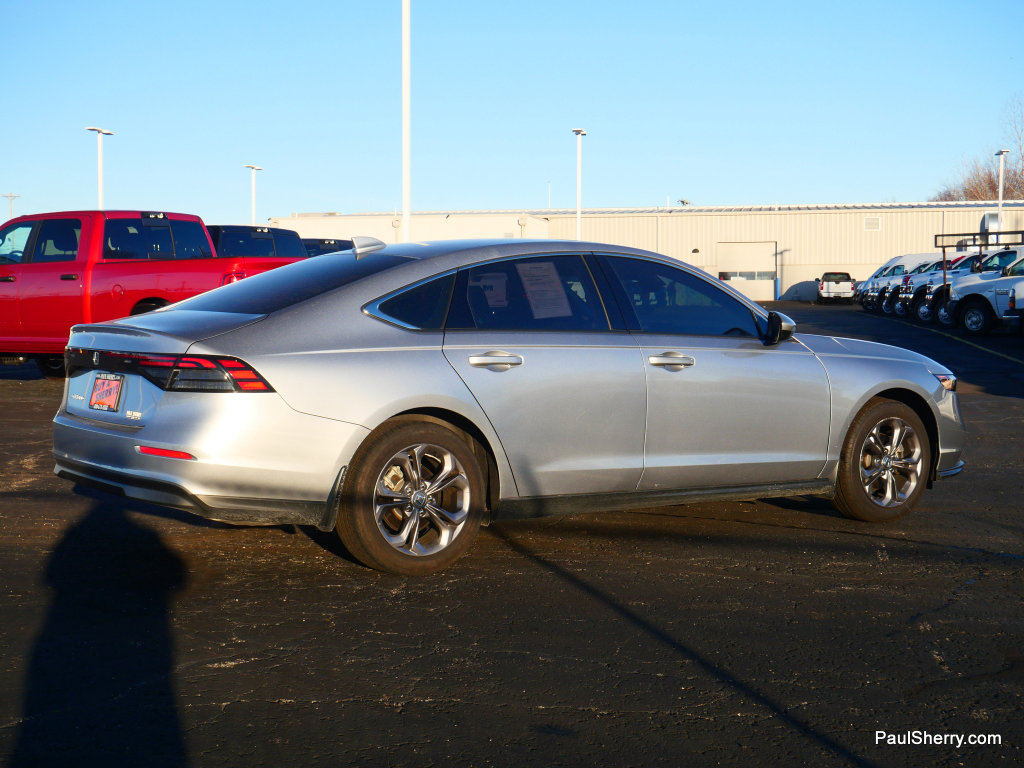 Used 2023 Honda Accord EX image 13