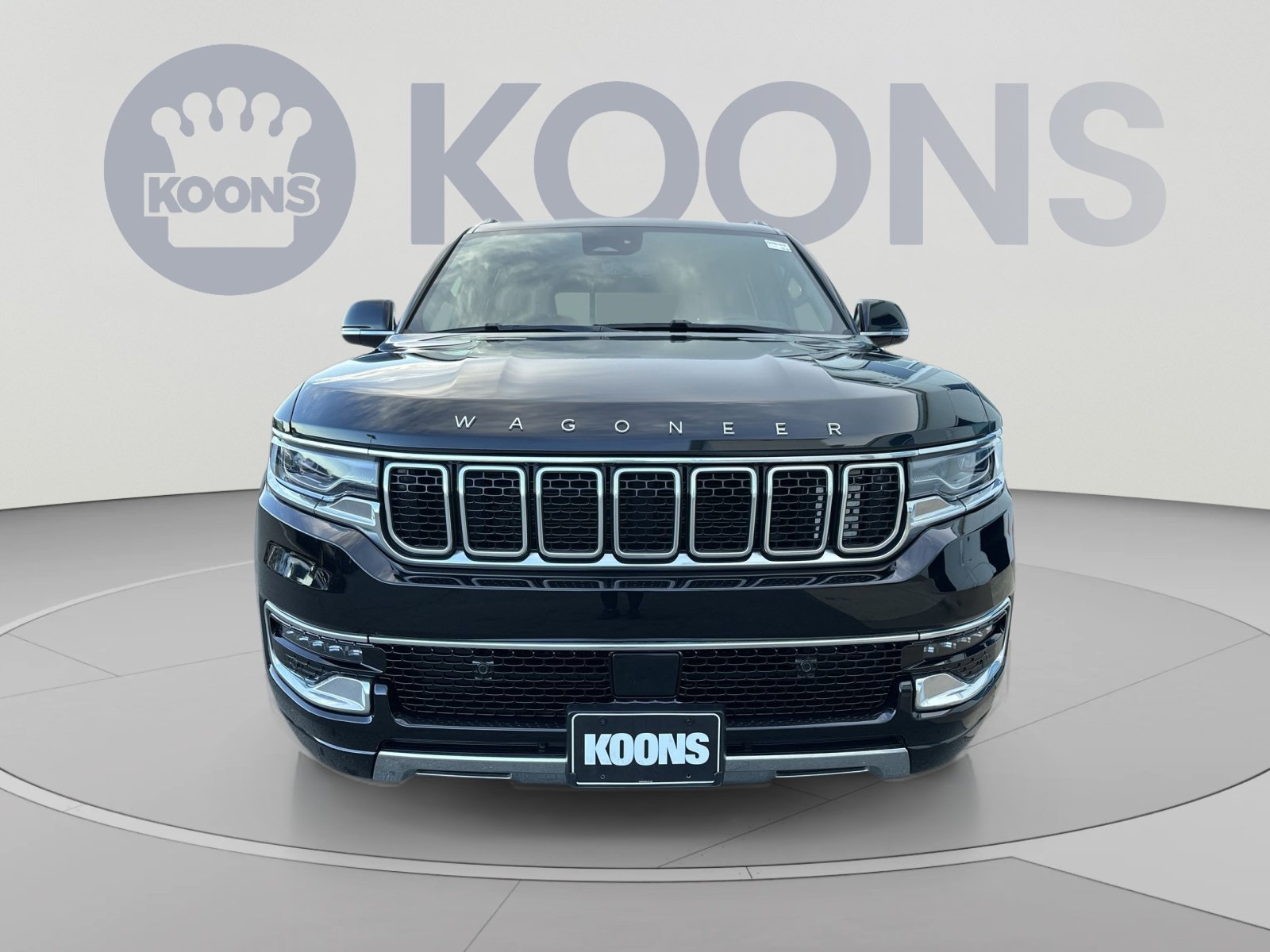 Used 2024 Jeep Wagoneer Series III AWD/4WD image 4