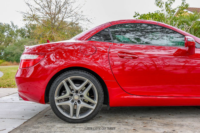 Used 2015 Mercedes-Benz SLK 250 image 59