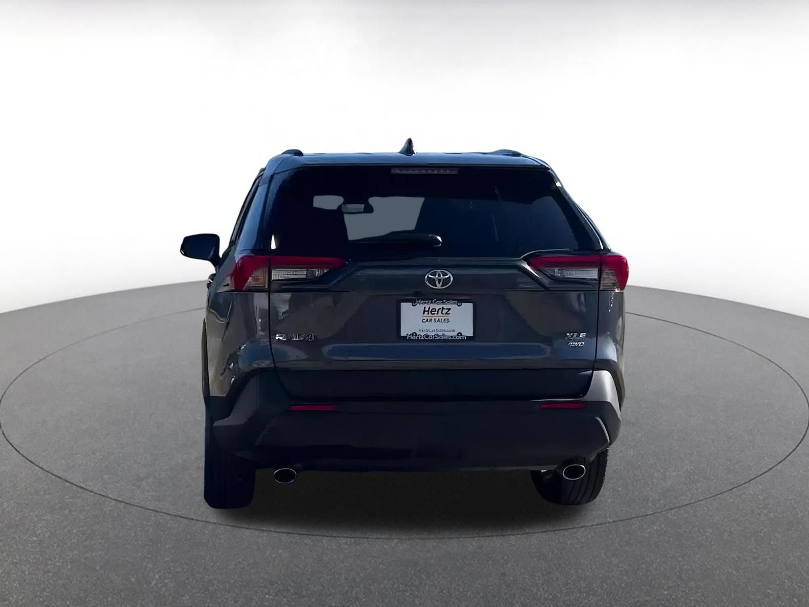 Used 2025 Toyota RAV4 XLE image 11