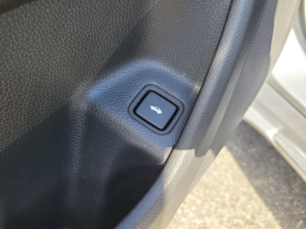 Used 2019 Honda Accord EX-L image 19