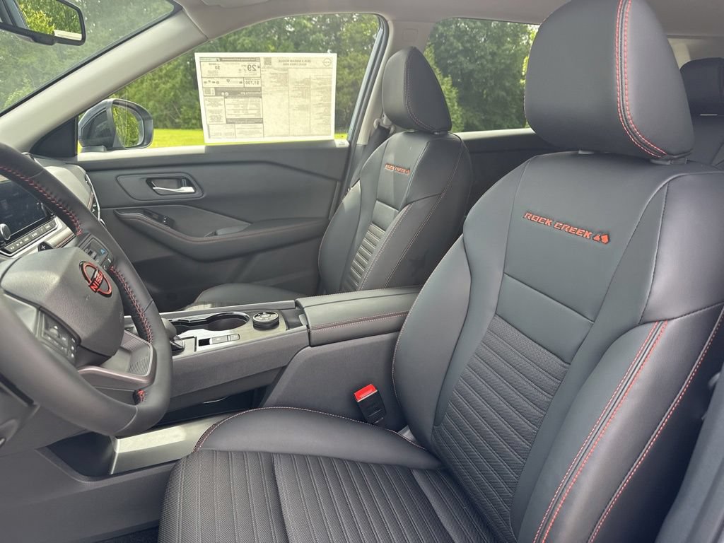 New 2026 Nissan Rogue SV AWD/4WD image 10