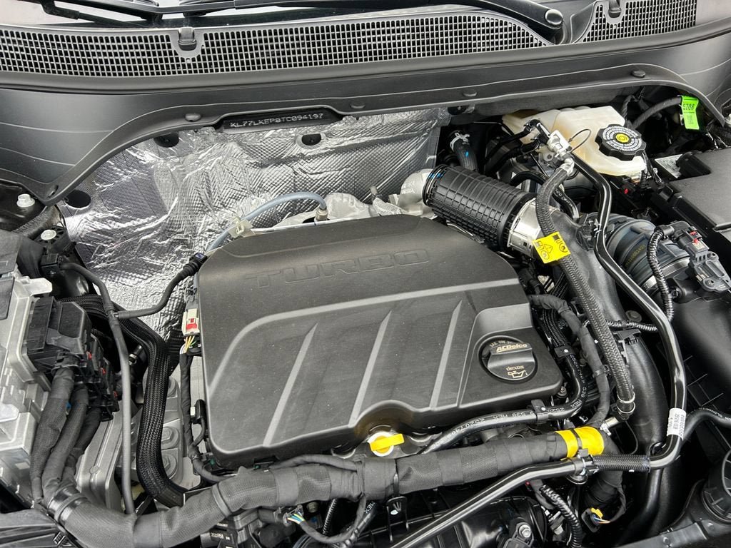 New 2026 Chevrolet Trax ACTIV w/ Sunroof Package FWD image 30