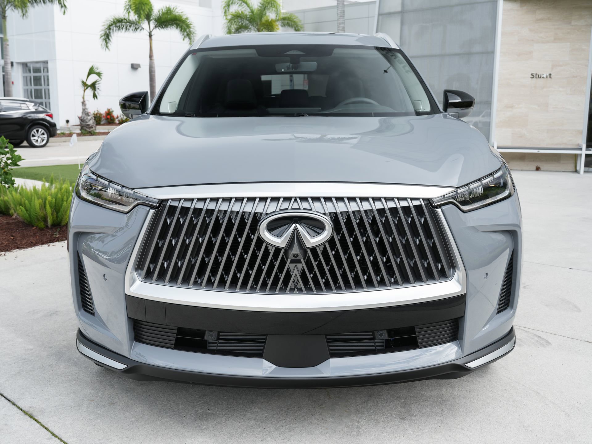 Certified 2026 INFINITI QX60 Luxe w/ Cargo Package FWD image 5