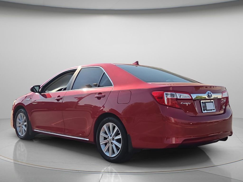 Used 2012 Toyota Camry XLE w/ Leather Pkg FWD image 6