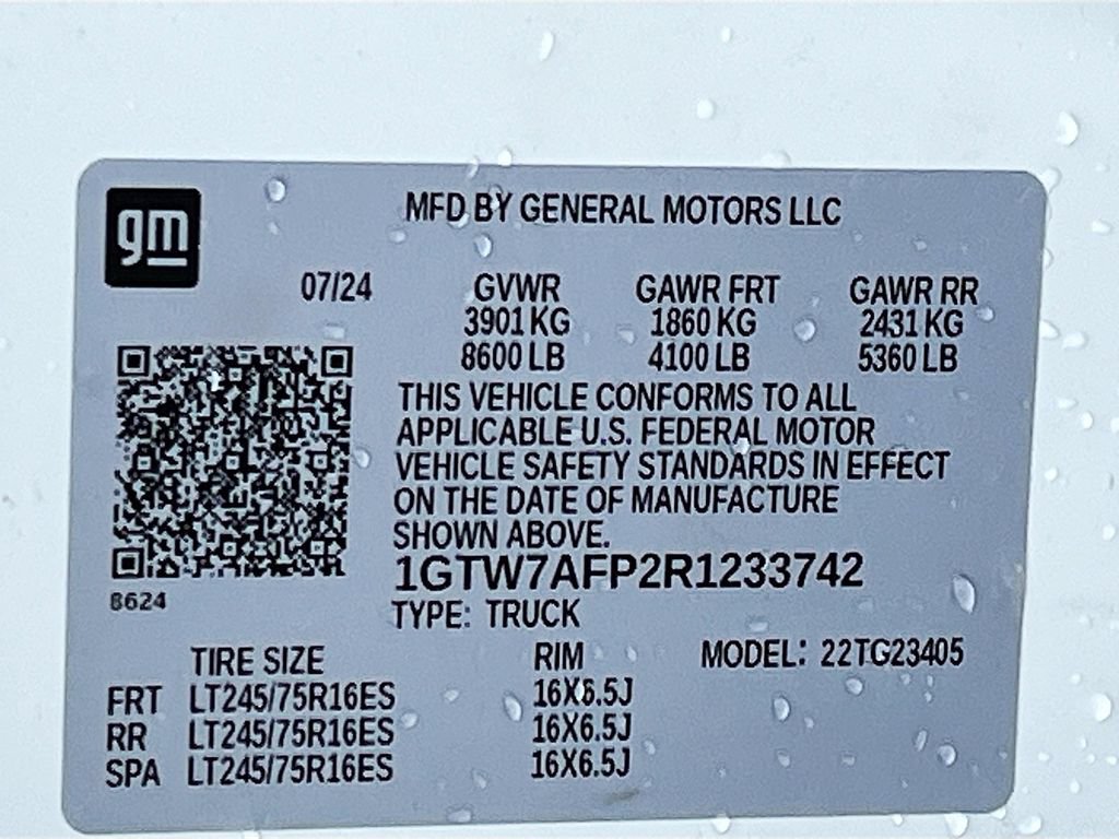 Used 2024 GMC Savana 2500 w/ Driver Convenience Package RWD image 27