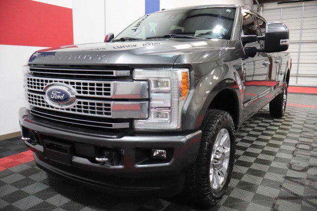 Used 2017 Ford F350 Platinum w/ Platinum Ultimate Package AWD/4WD image 3
