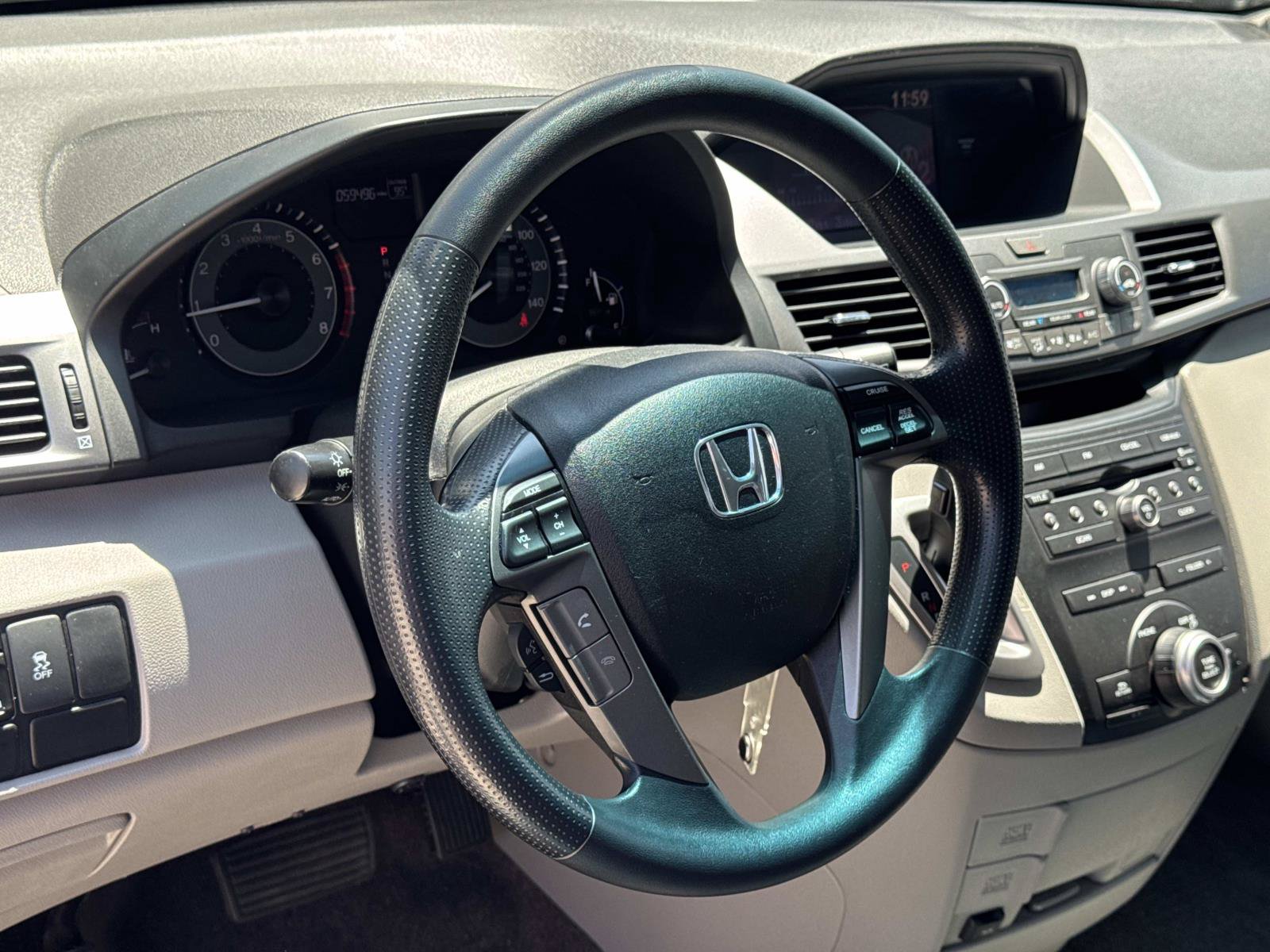 Used 2012 Honda Odyssey EX image 3