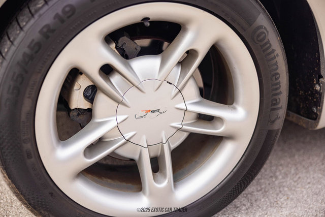 Used 2005 Chevrolet SSR w/ Preferred Equipment Group image 88