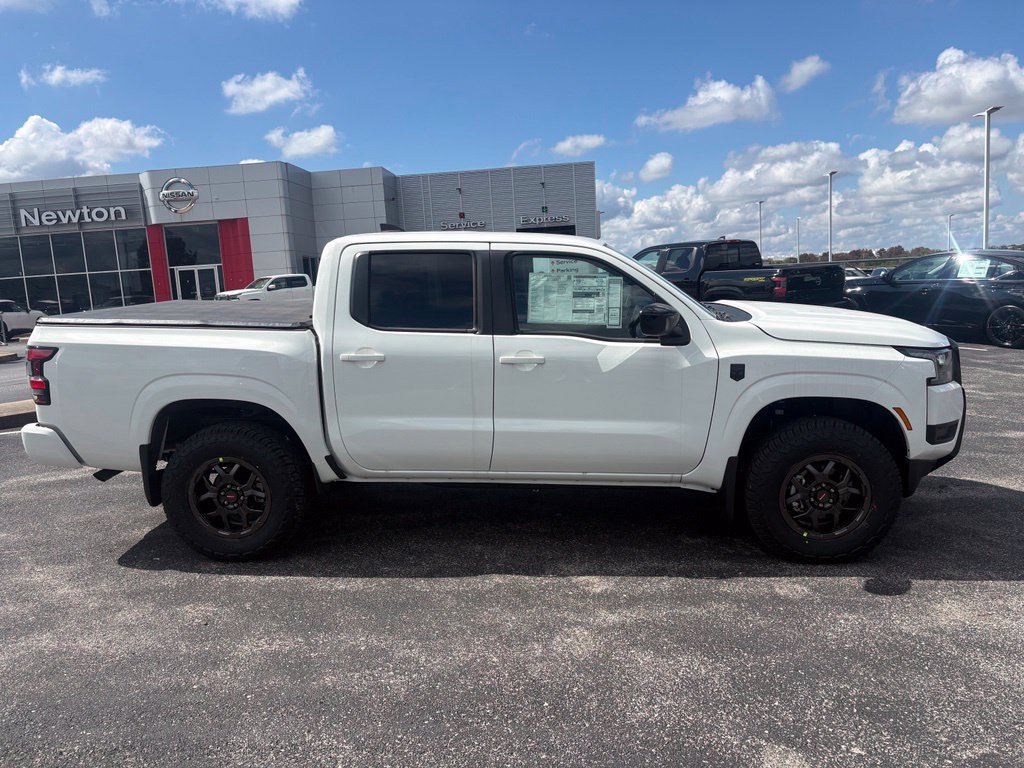 New 2026 Nissan Frontier SV w/ Tow Package AWD/4WD image 2
