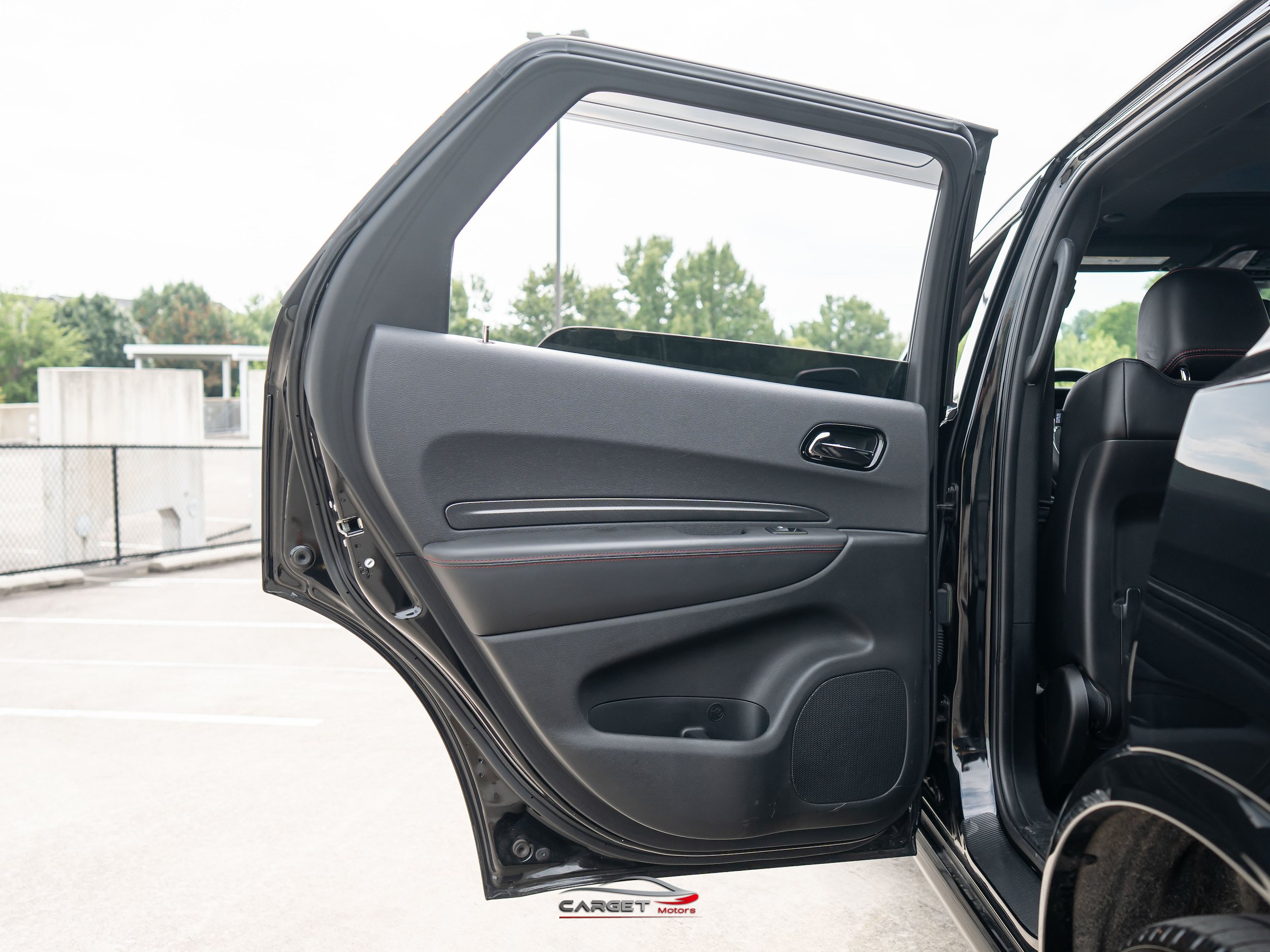 Used 2023 Dodge Durango R/T w/ Tow 'N Go Package AWD/4WD image 44