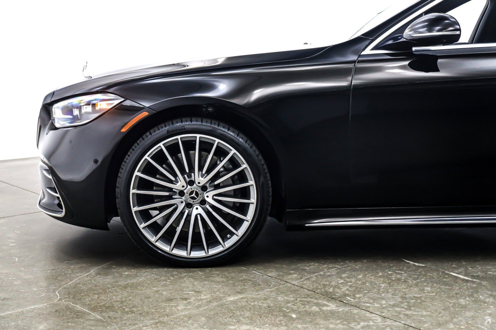 Certified 2023 Mercedes-Benz S 500 S 500 4MATIC Sedan image 12
