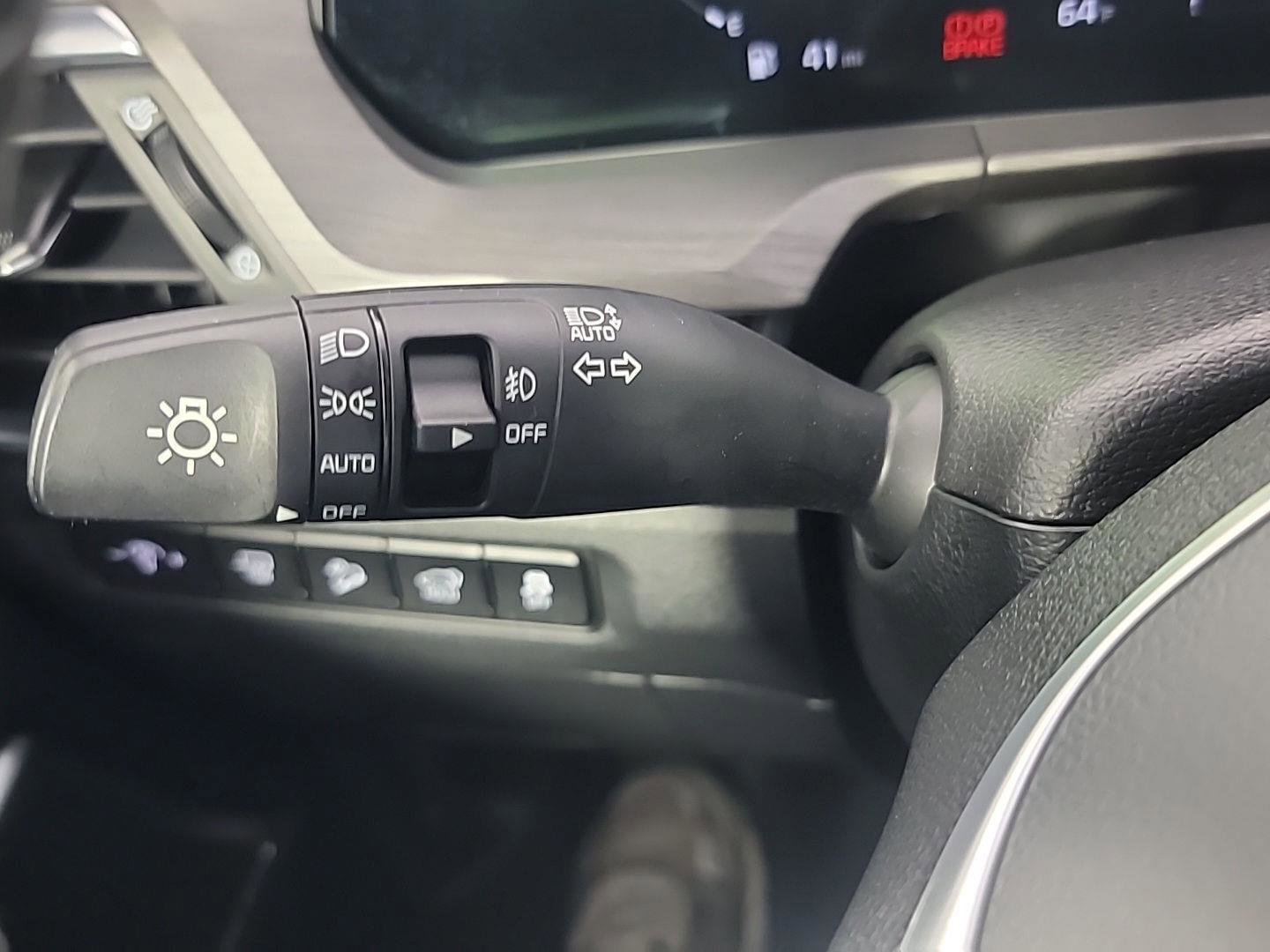 Used 2025 Kia Telluride SX X-Line image 32