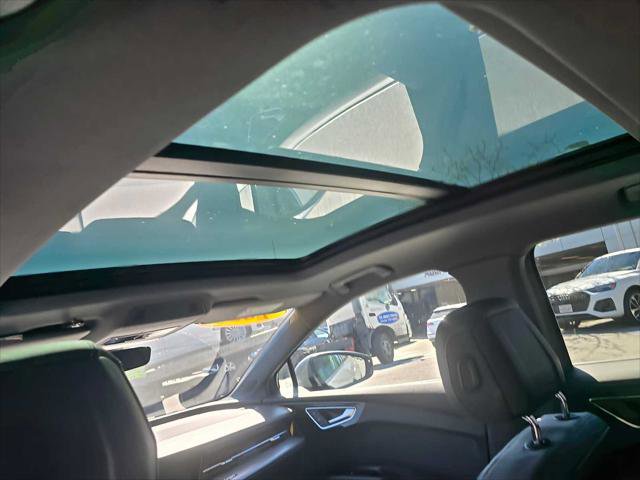 Used 2023 Audi Q4 e-tron Premium Plus w/ Premium Plus image 22