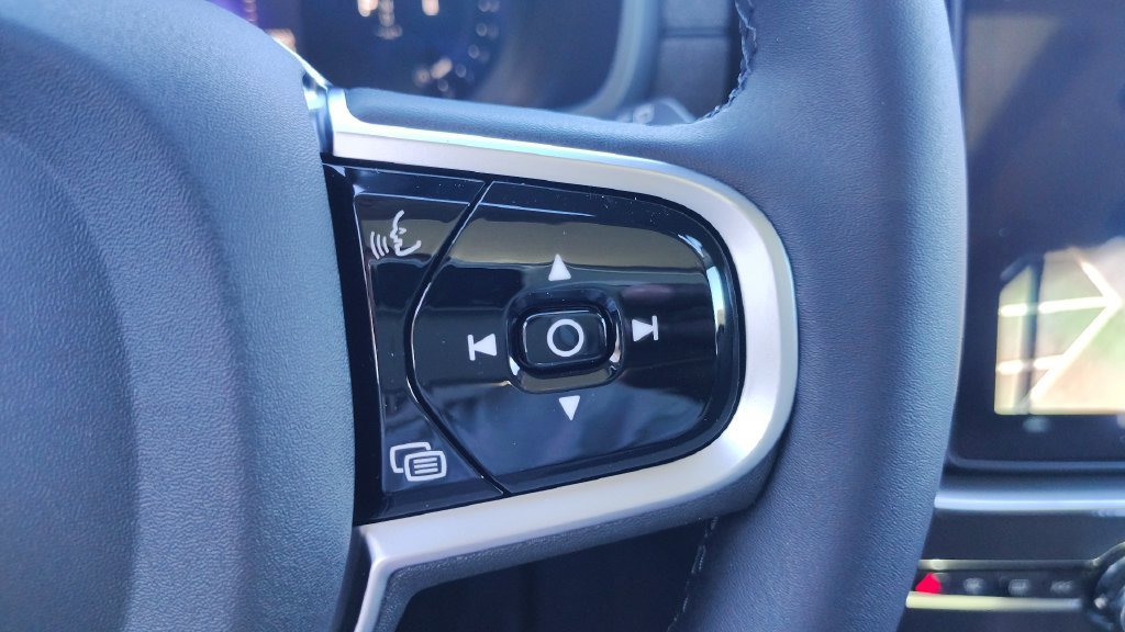 New 2026 Volvo XC90 B6 Plus AWD/4WD image 16