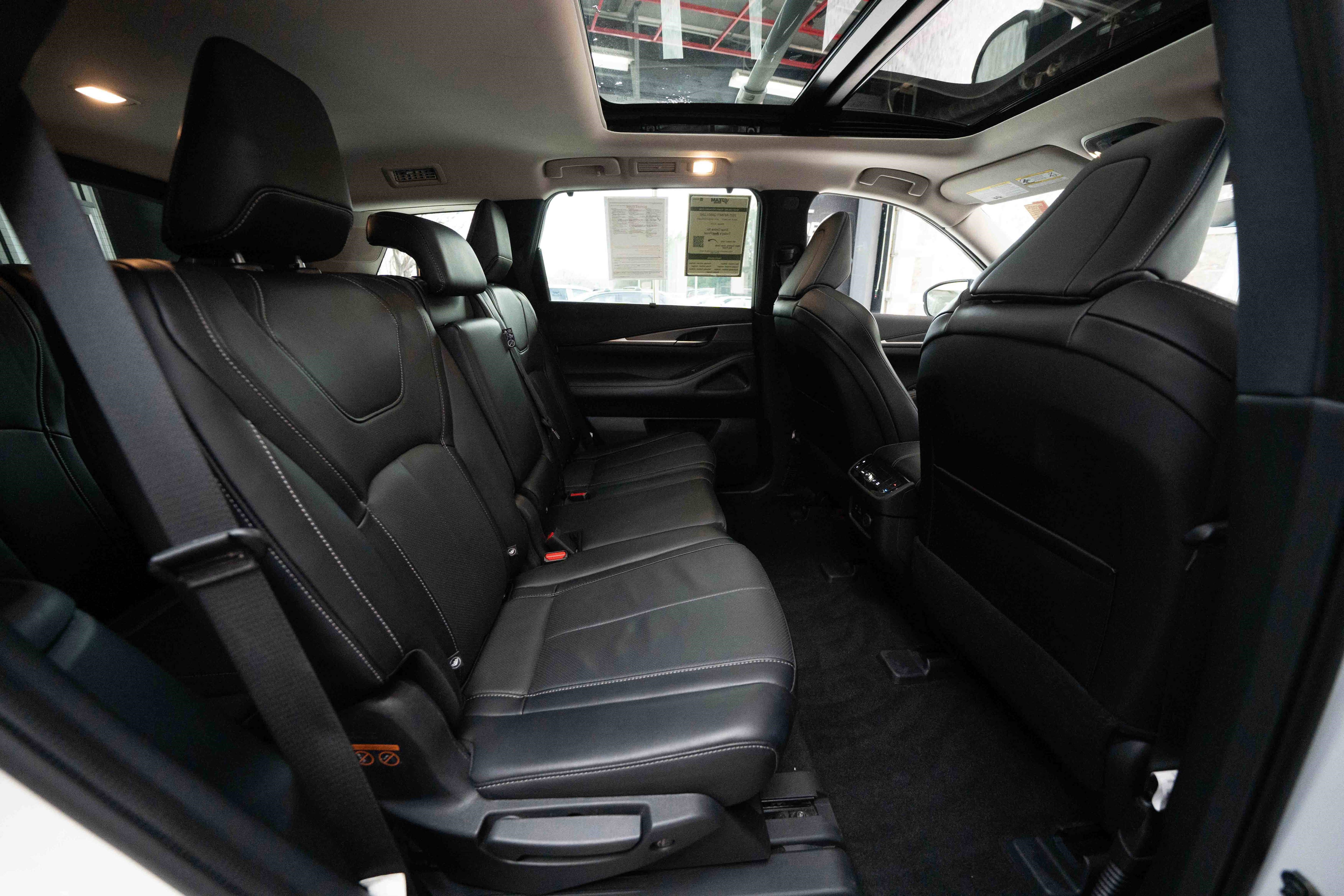 Used 2023 INFINITI QX60 Luxe w/ Cargo Package image 25