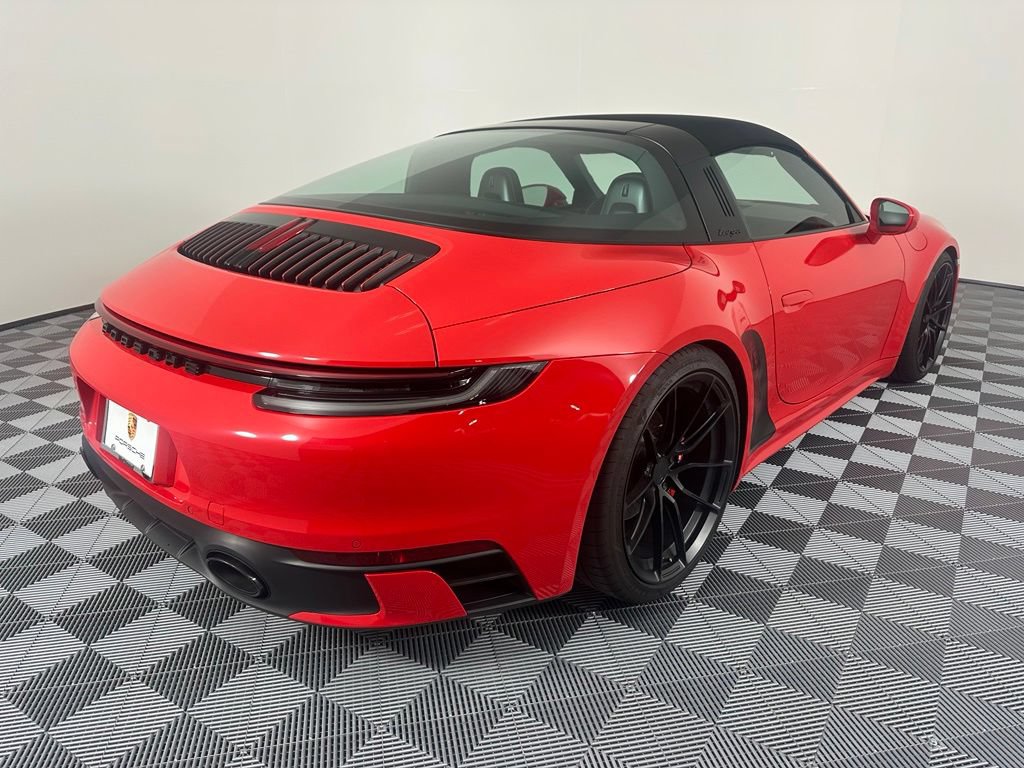 Used 2024 Porsche 911 Targa 4 AWD/4WD image 10