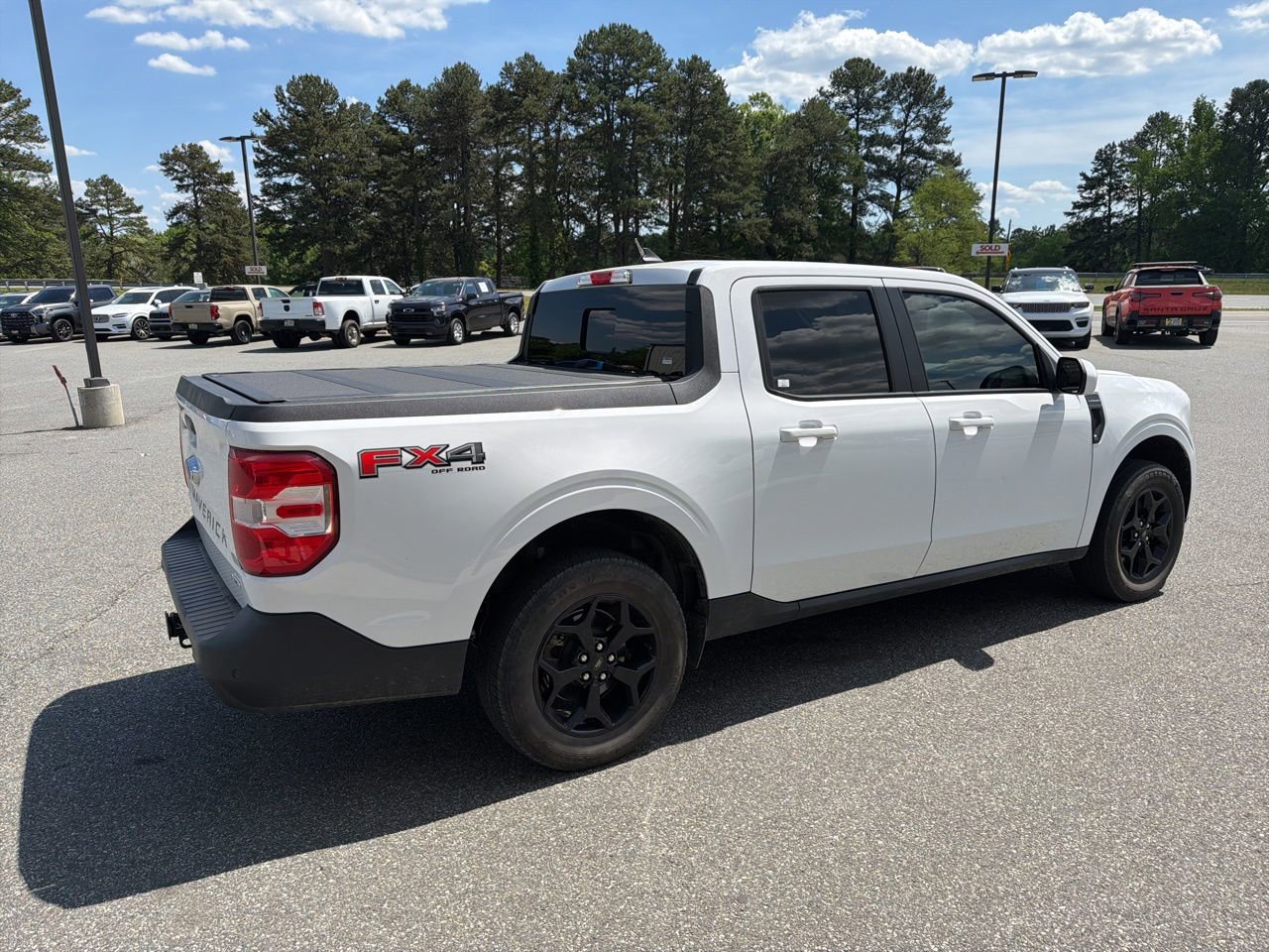 Used 2022 Ford Maverick Lariat w/ Lariat Luxury Package image 8