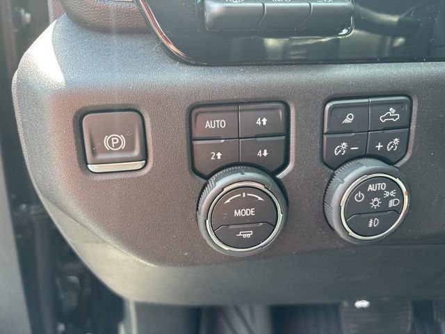 Used 2025 Chevrolet Silverado 1500 LTZ w/ LTZ Premium Package image 34