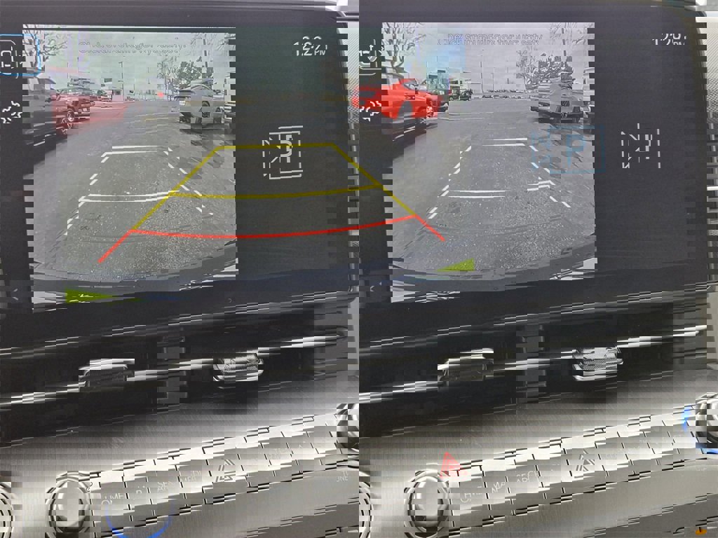 Used 2025 Hyundai Kona SEL image 11