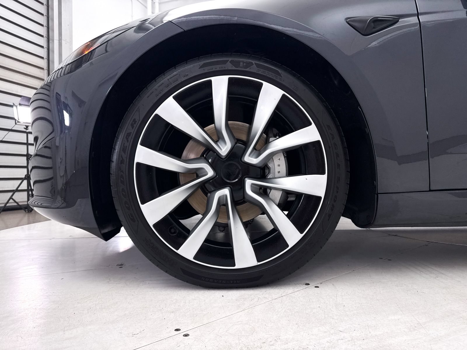 Used 2024 Tesla Model 3 Long Range RWD image 15