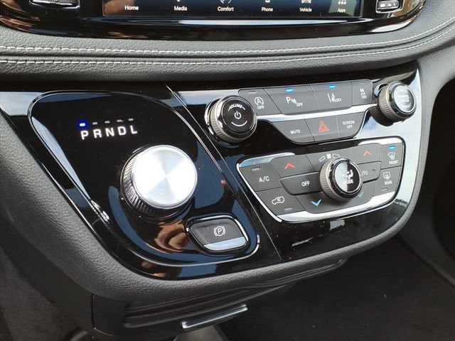 New 2026 Chrysler Pacifica Select w/ S Appearance Package AWD/4WD image 19
