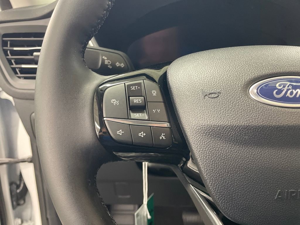 New 2026 Ford Escape SE w/ PHEV Premium Package image 19