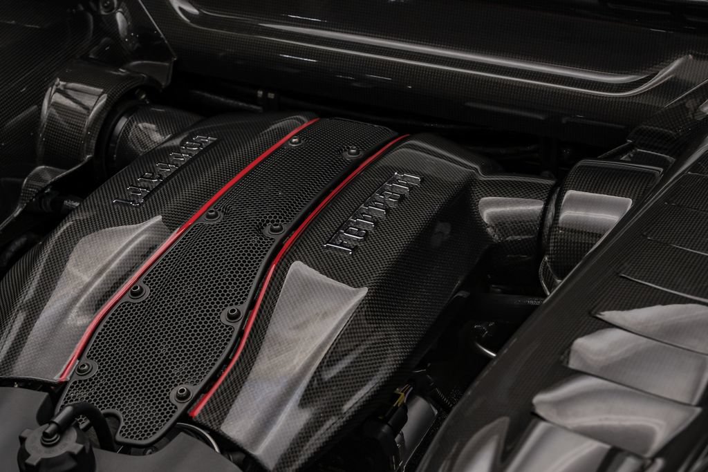 Used 2019 Ferrari 488 Pista Coupe RWD image 46