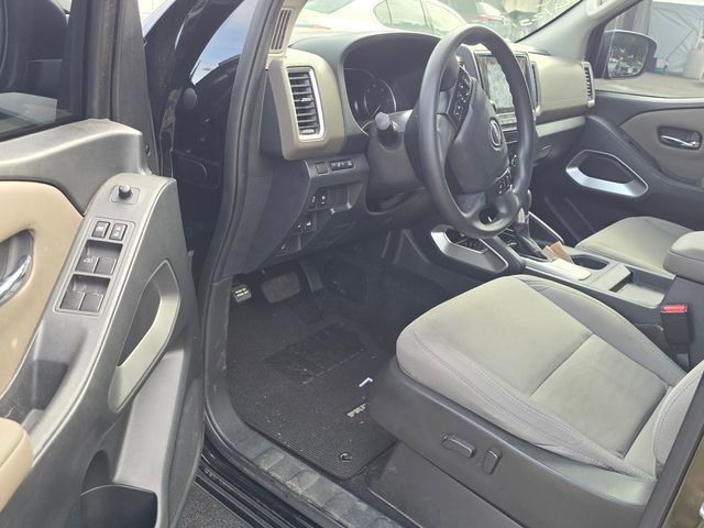 Certified 2023 Nissan Frontier SV w/ Technology Package AWD/4WD image 7
